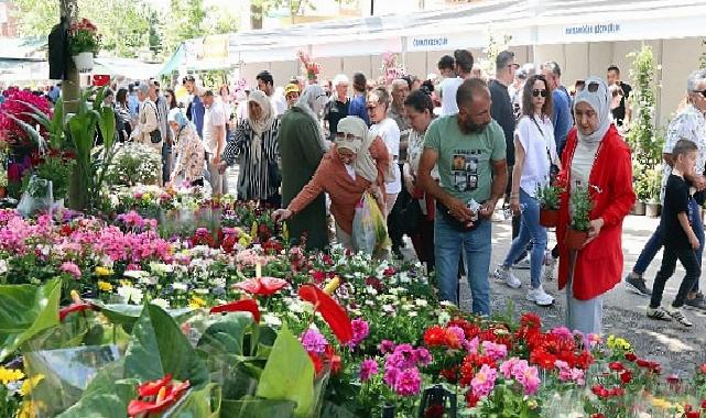 Bayındır 26. Memleketler arası Çiçek Şenliği Başlıyor