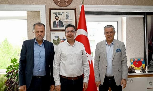 Emekli olan işçiden veda ziyareti