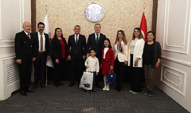 Lider Uzun, Makamını Çocuk Lidere Devretti…