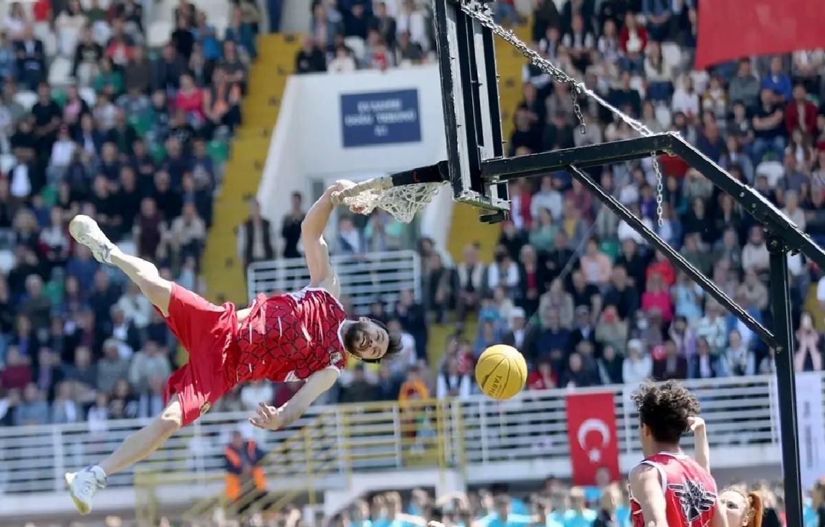 19 Mayıs Atatürk’ü Anma, Gençlik ve Spor Bayramı, Kırklareli’nde merasimle kutlandı