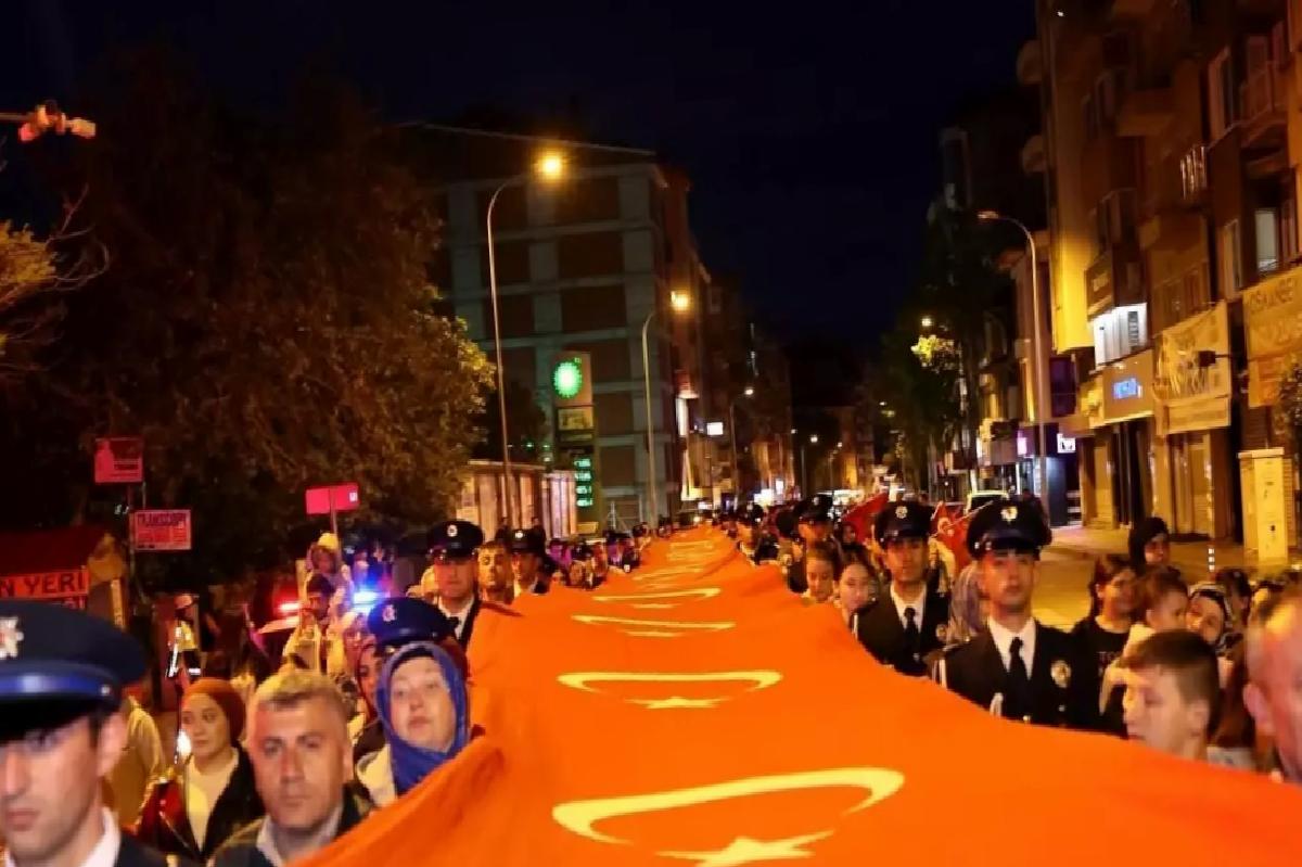 19 Mayıs Yürüyüşü Coşkuyla Yapıldı