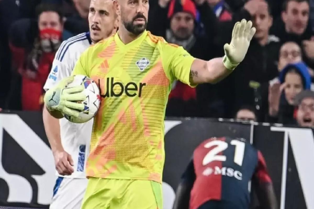 42 yaşındaki Pepe Reina futbolu bırakıp yeni maceraya yelken açıyor