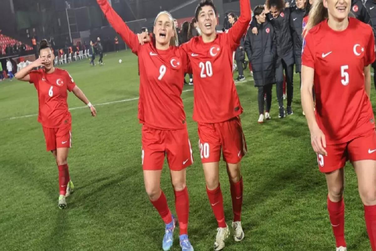 A Ulusal Bayan Futbol Grubu’nun takımı açıklandı! Fenerbahçe’den 1 ismin çağrılması reaksiyon yarattı