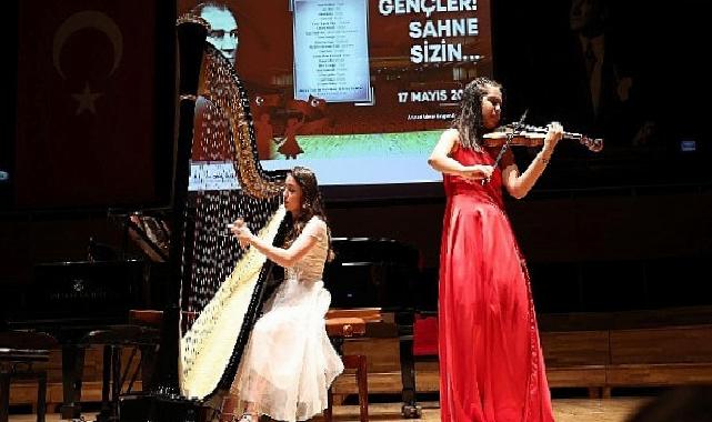 AASSM’de sahne gençlerin