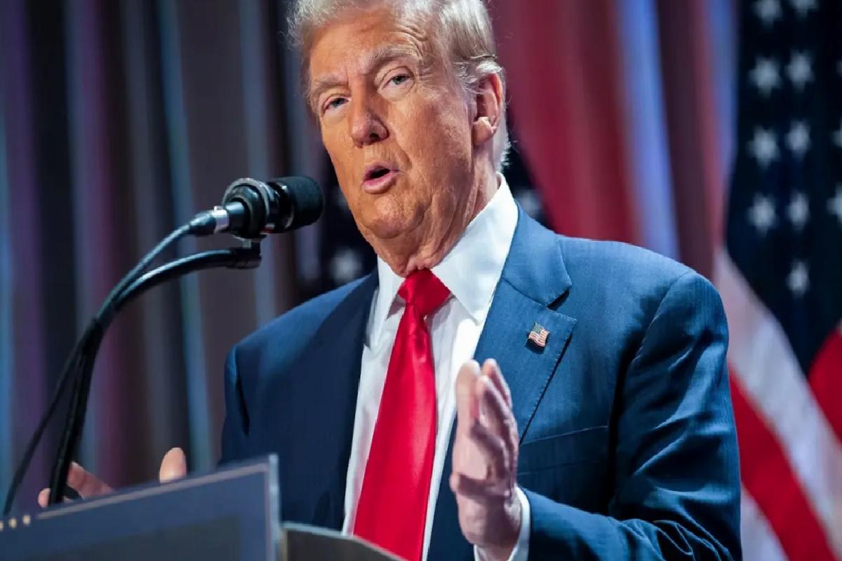ABD Başkanı Trump: Pazartesi günü Putin ve Zelenski ile görüşeceğim.