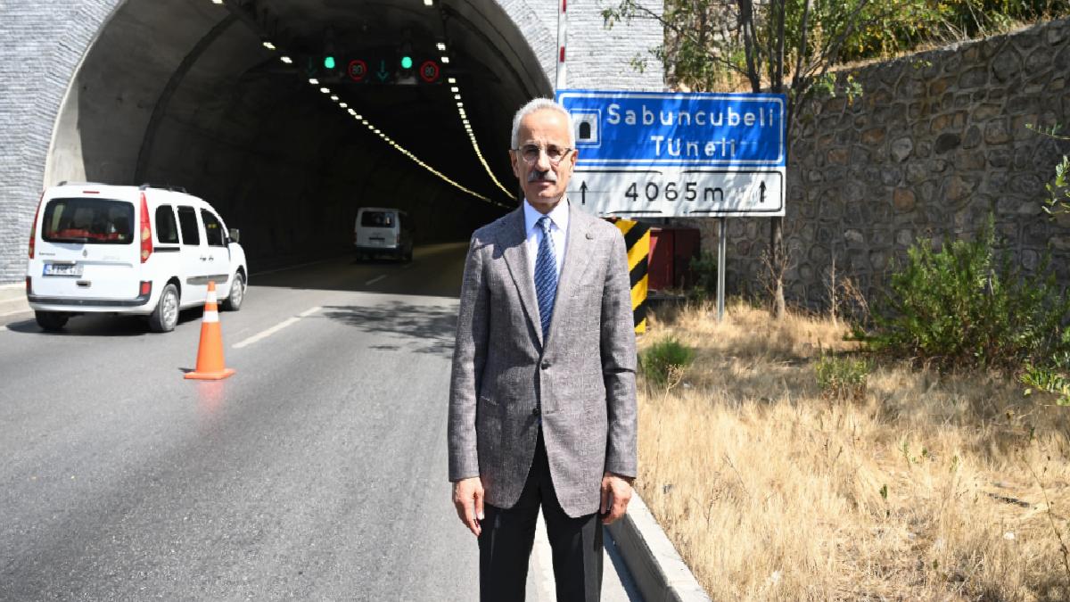 Abdulkadir Uraloğlu: 23 yılda 740 kilometrelik 430 yeni tünel inşa edildi