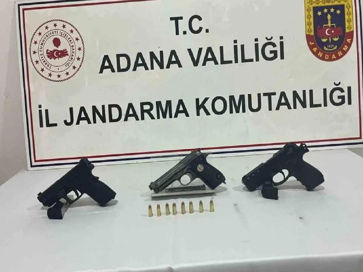 Adana’da 3 Ruhsatsız Tabanca Ele Geçirildi