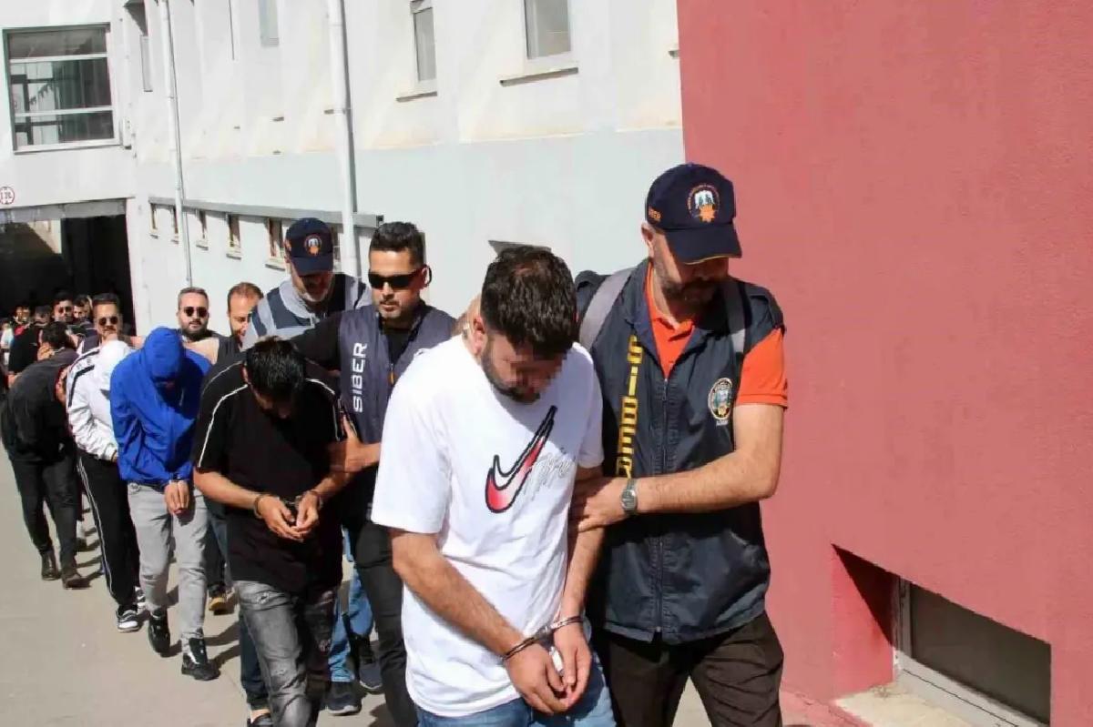 Adana’da Dolandırıcılık Çetesi Çökertildi