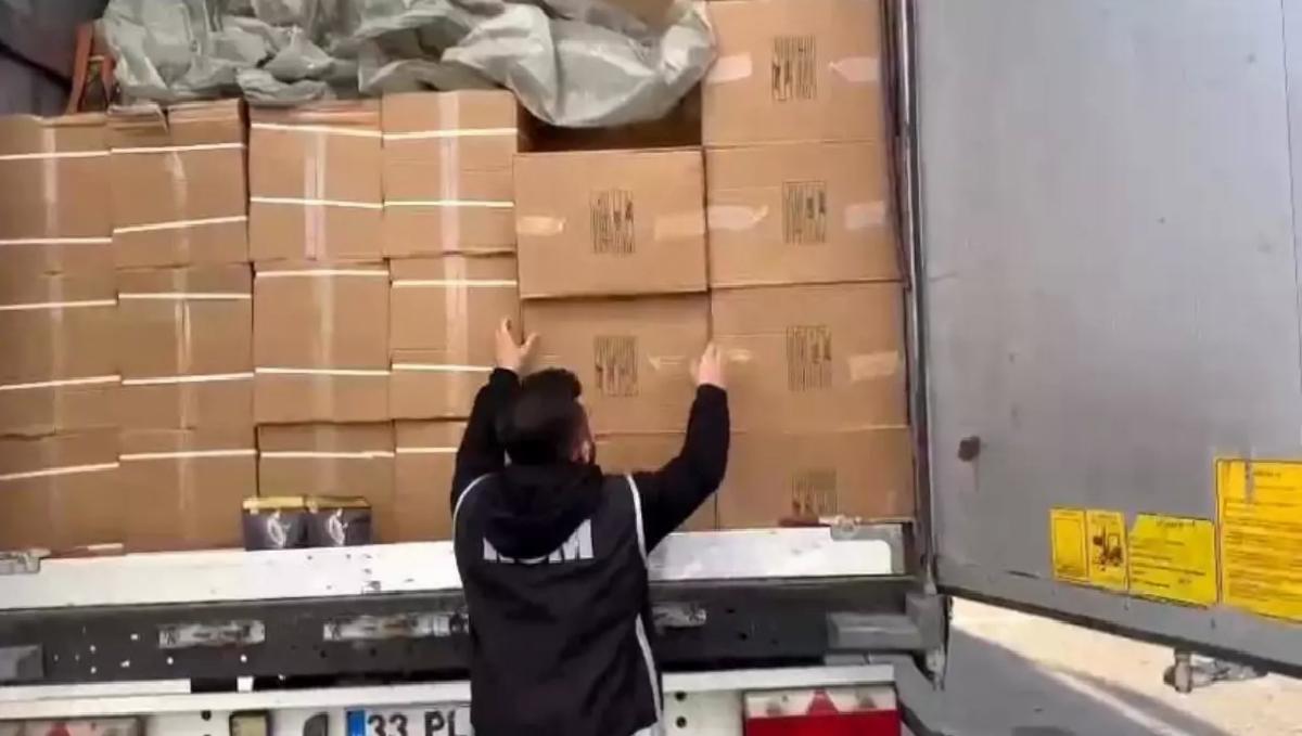 Adana’da Kaçak Tütün ve Sigara Operasyonu