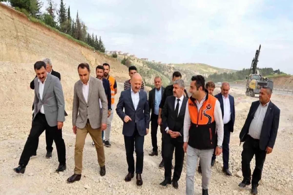 Adıyaman Valisi Osman Varol, Besni Etraf Yolunda İncelemelerde Bulundu
