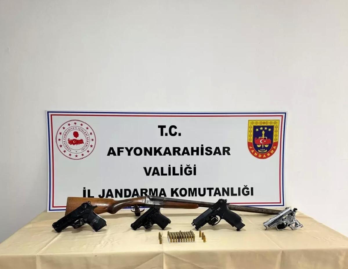 Afyon’da Düğünlerde Havaya Ateş Açan Magandalar Yakalandı
