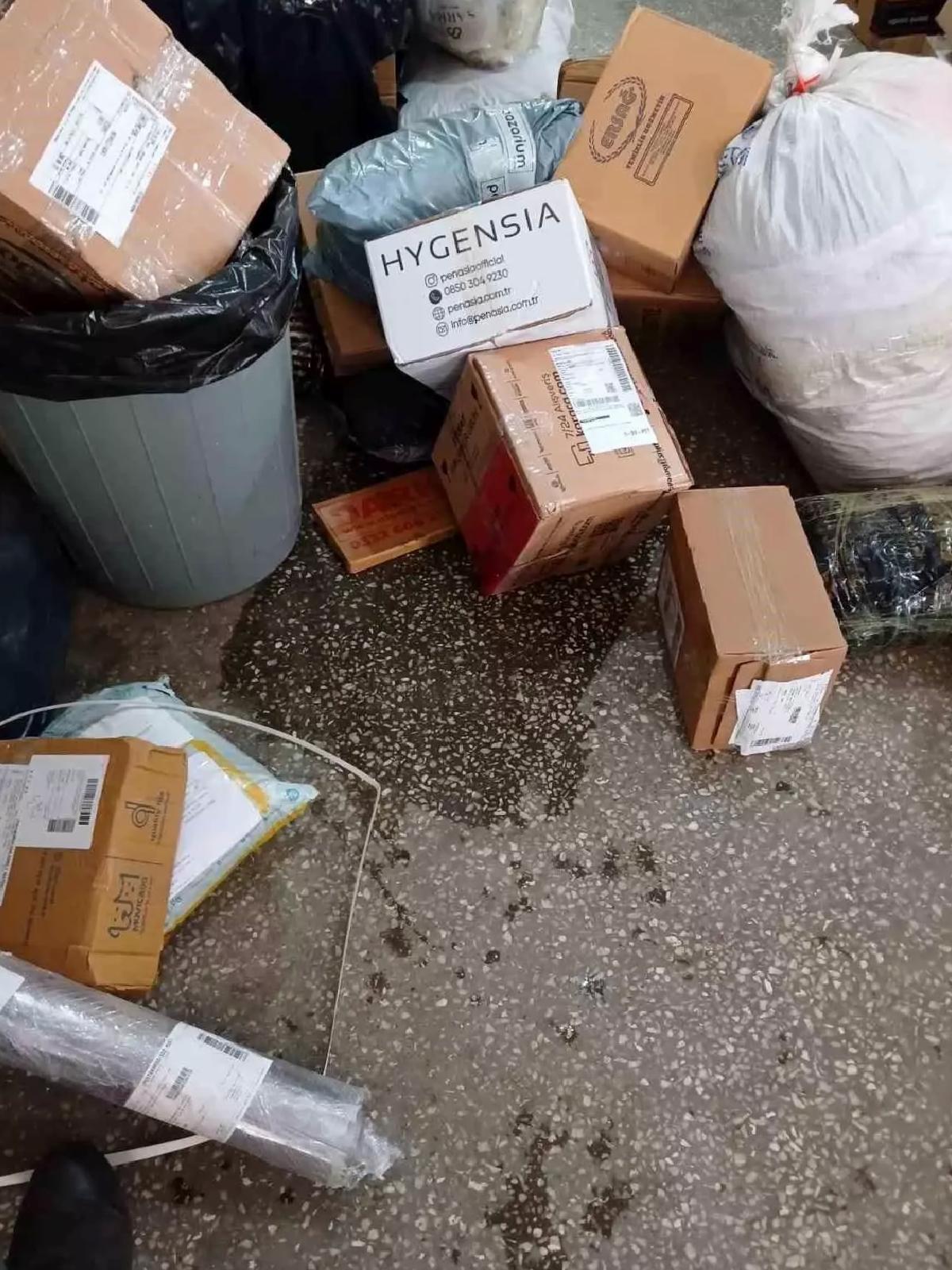 Ağrı’da Kargo Krizi: Suya Düşen Paketler
