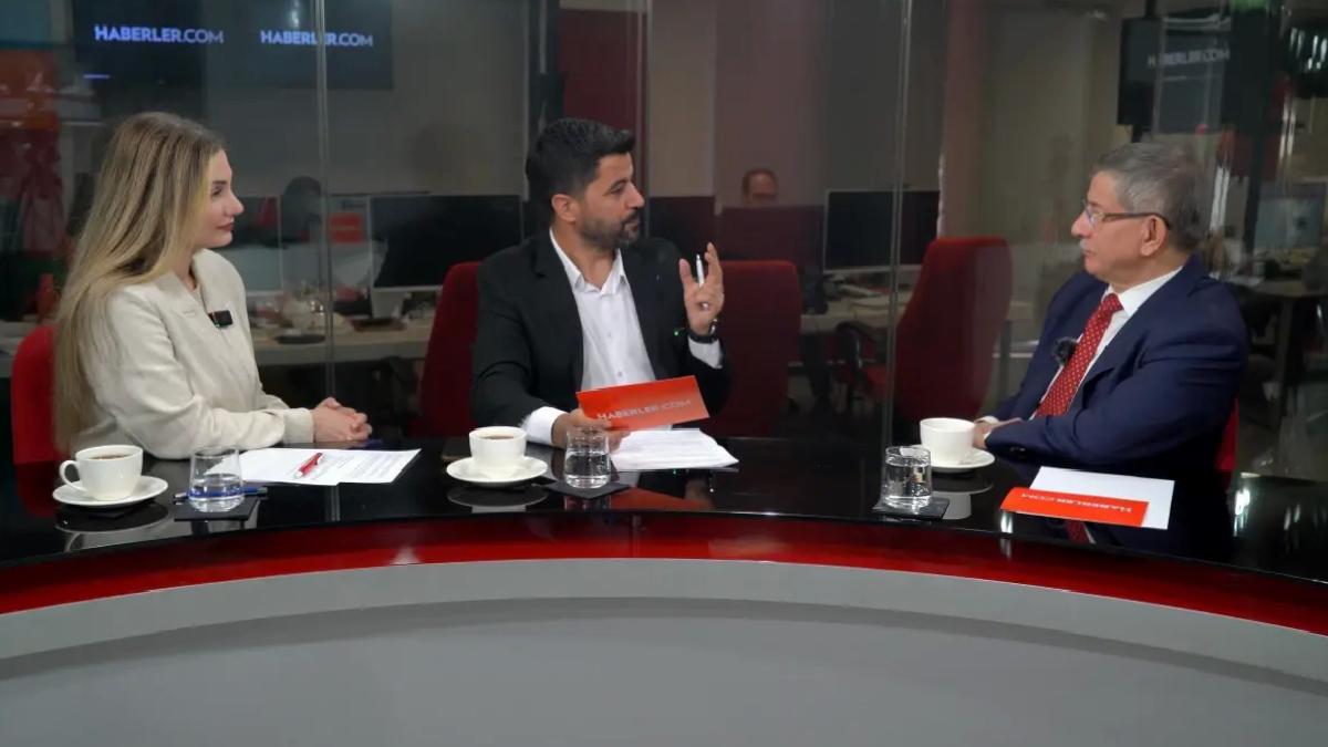 Ahmet Davutoğlu: KKTC artık kumar, fuhuş ve mafya ile anılır hale geldi
