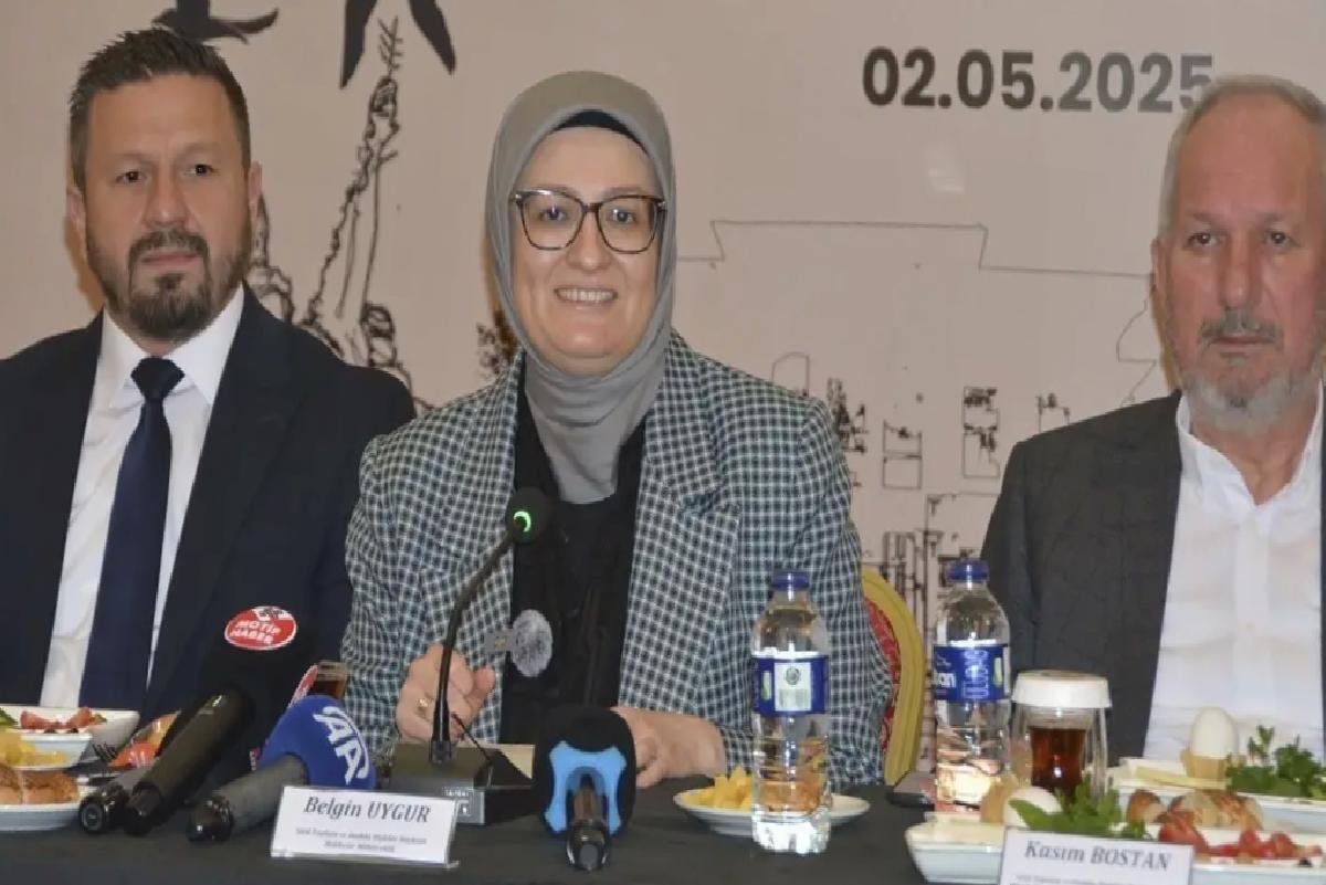 AK Parti Genel Lider Yardımcısı Uygur, Balıkesir’de “Bir Sofrada Demokrasi” programında konuştu Açıklaması