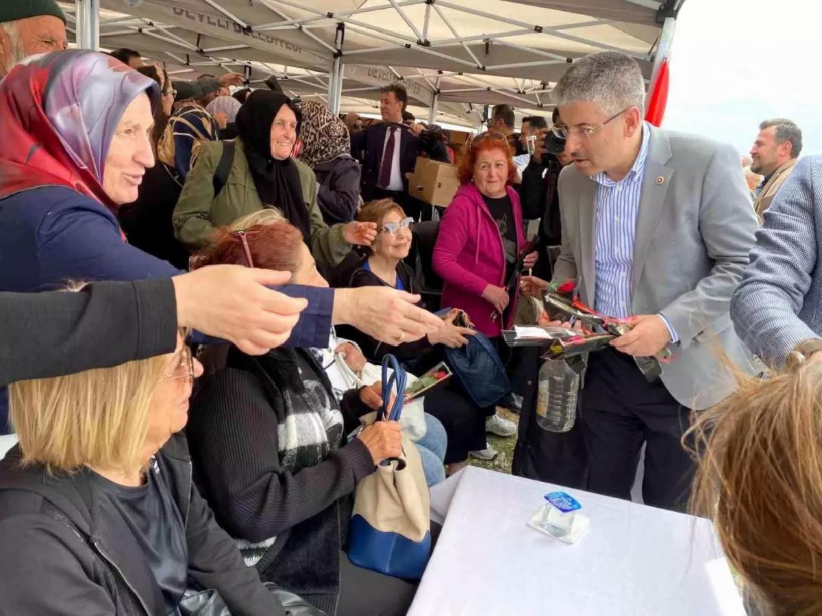 AK Parti Milletvekili Çopuroğlu, Hıdırellez Şenlikleri’nde Vatandaşlarla Buluştu