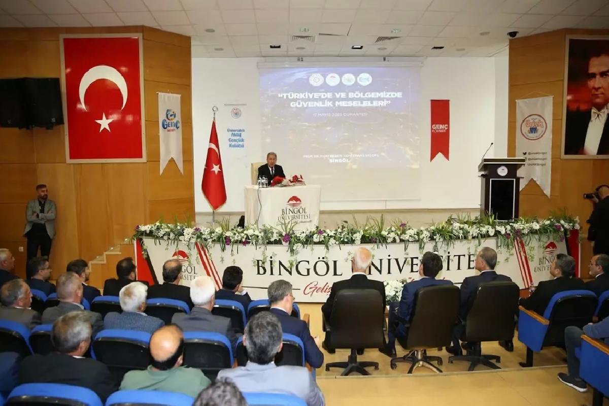 Akar: PKK ve YPG Kürtlerin Temsilcisi Değildir