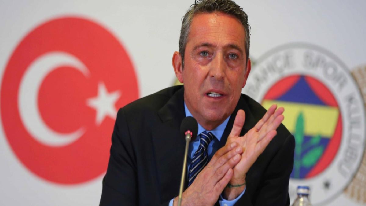 Ali Koç’a İstanbul Boğazı’nda protesto: İstifa pankartıyla yalısının önünden geçtiler