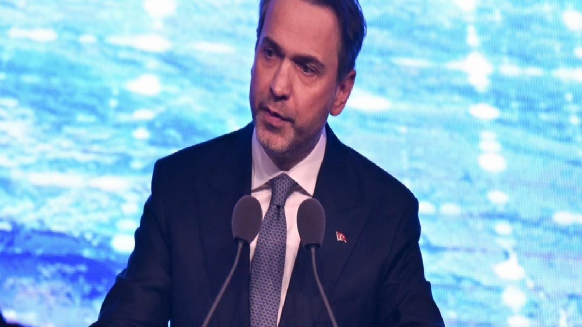 Alparslan Bayraktar: 2024’te rüzgar ve güneşte rekor kapasite devreye alındı