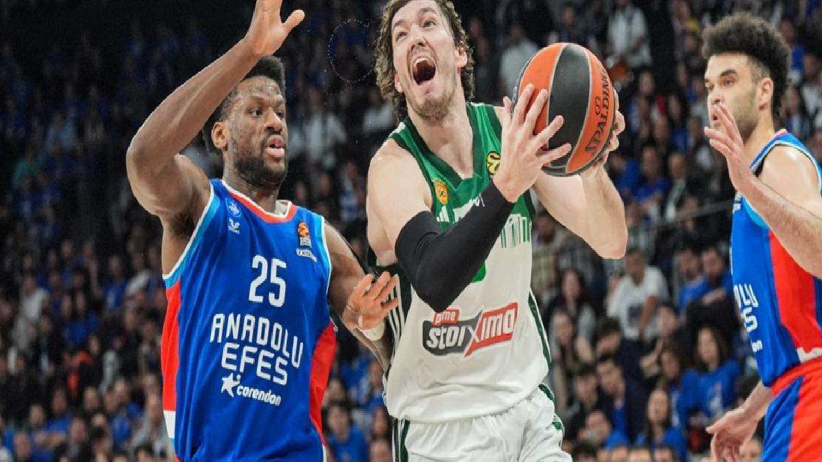 Anadolu Efes, Panathinaikos serisini eşitledi