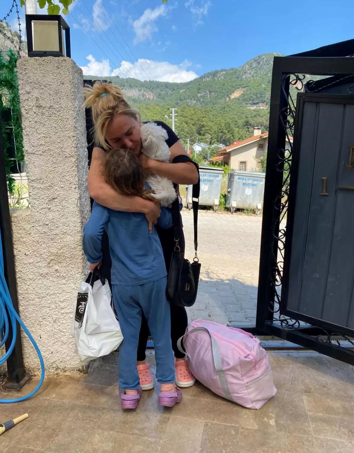 Anne, 3 Günlük Mahpus Cezasının Akabinde Kızına Kavuştu