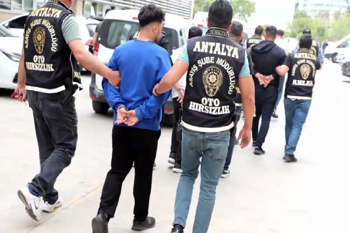 Antalya’da Asayiş Uygulamaları: 1 Haftada 213 Tutuklama