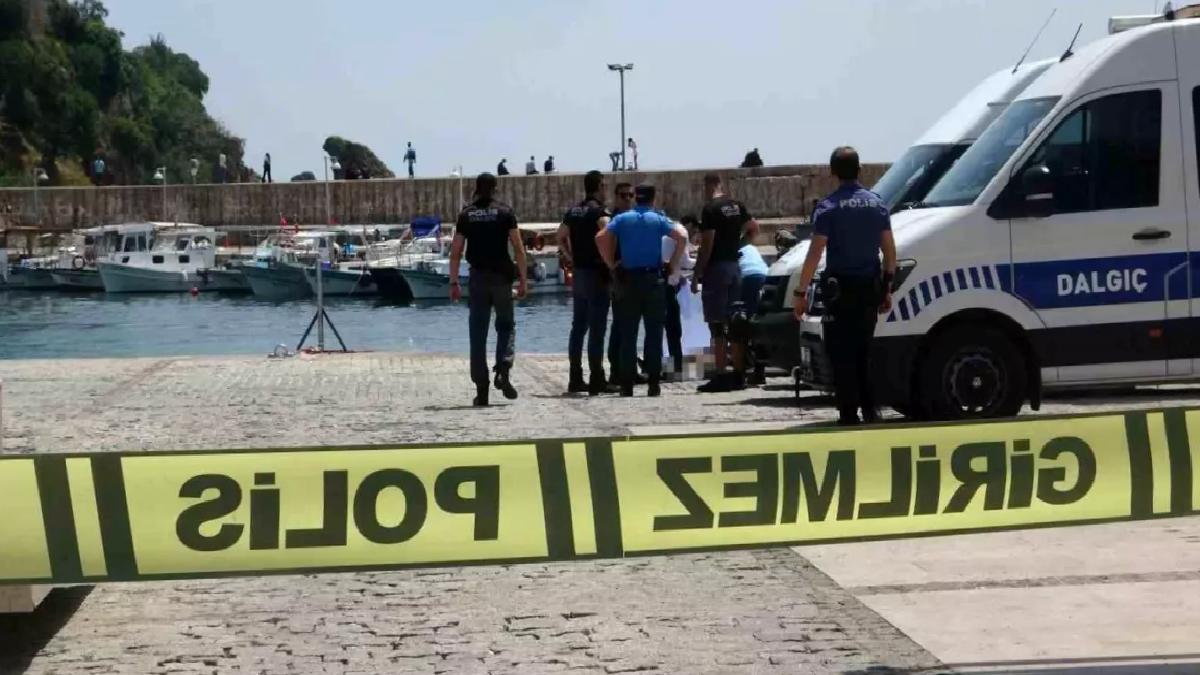 Antalya’da Kıyıda Ceset Bulundu