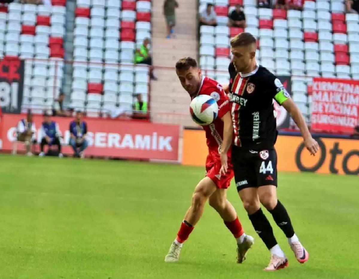Antalyaspor ve Gaziantep FK Beraberliği Koruyor