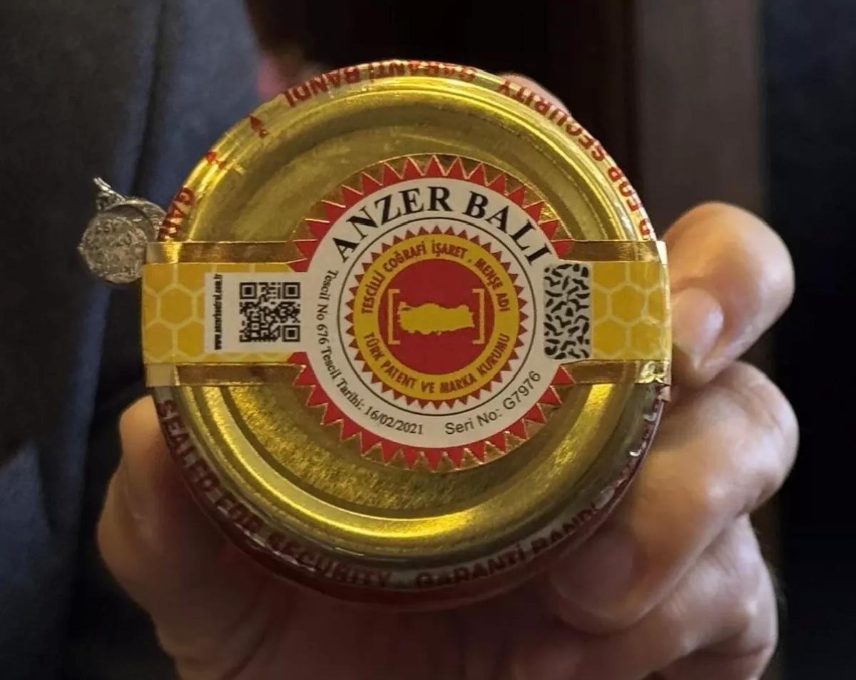 Anzer Ballığına Dikkat: Düzmece Tezler