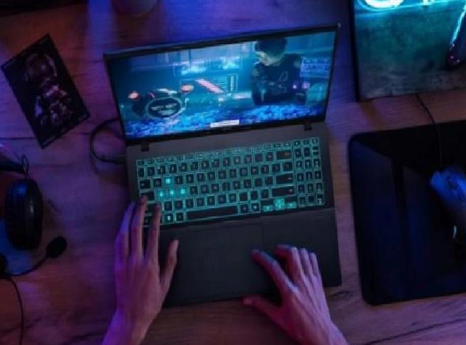 ASUS V16 hem oyunculara hem içerik üreticilerine güçlü bir alternatif sunuyor