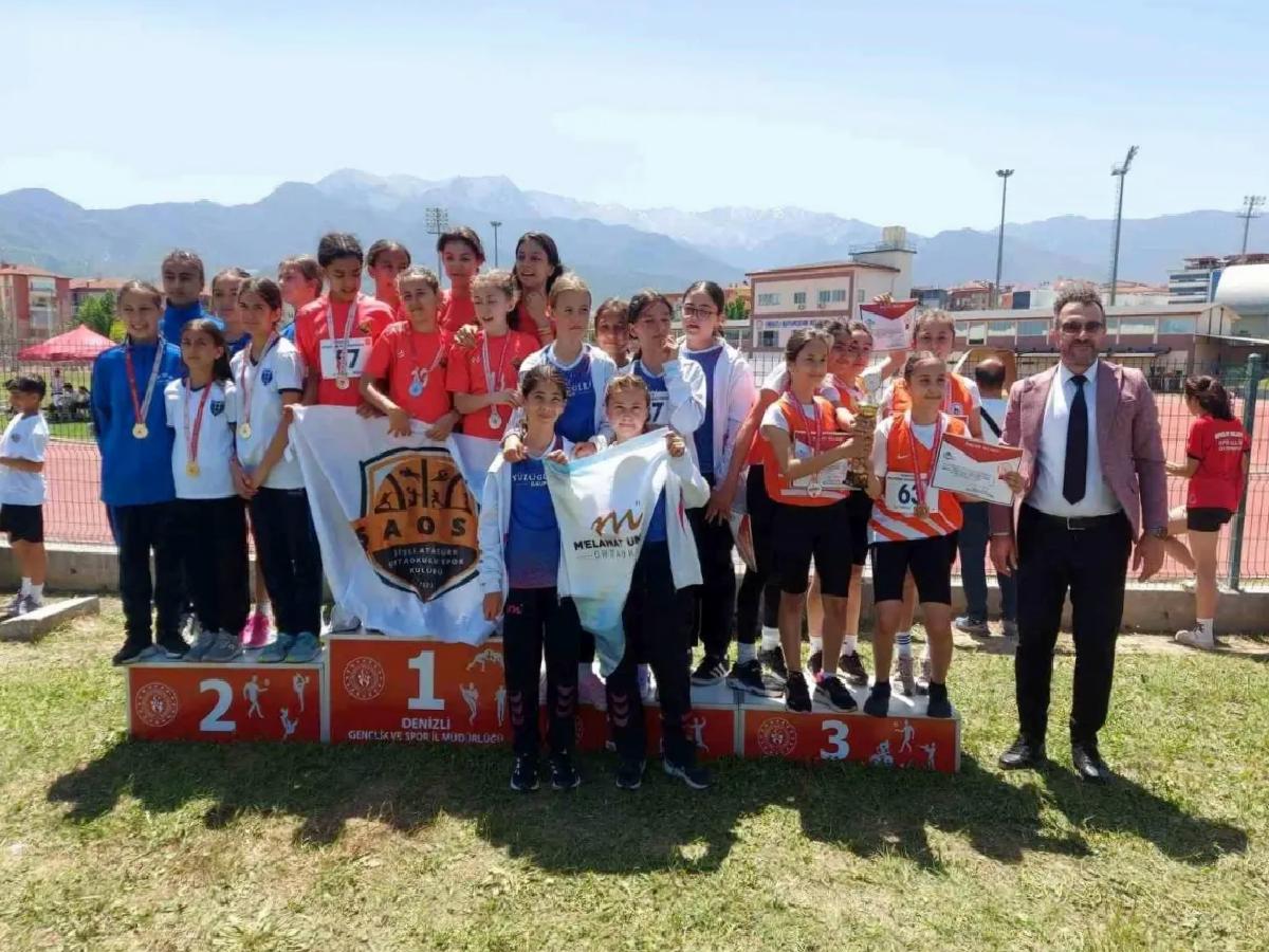 Atletizm Türkiye Şampiyonasında mükafatlar sahiplerini buldu