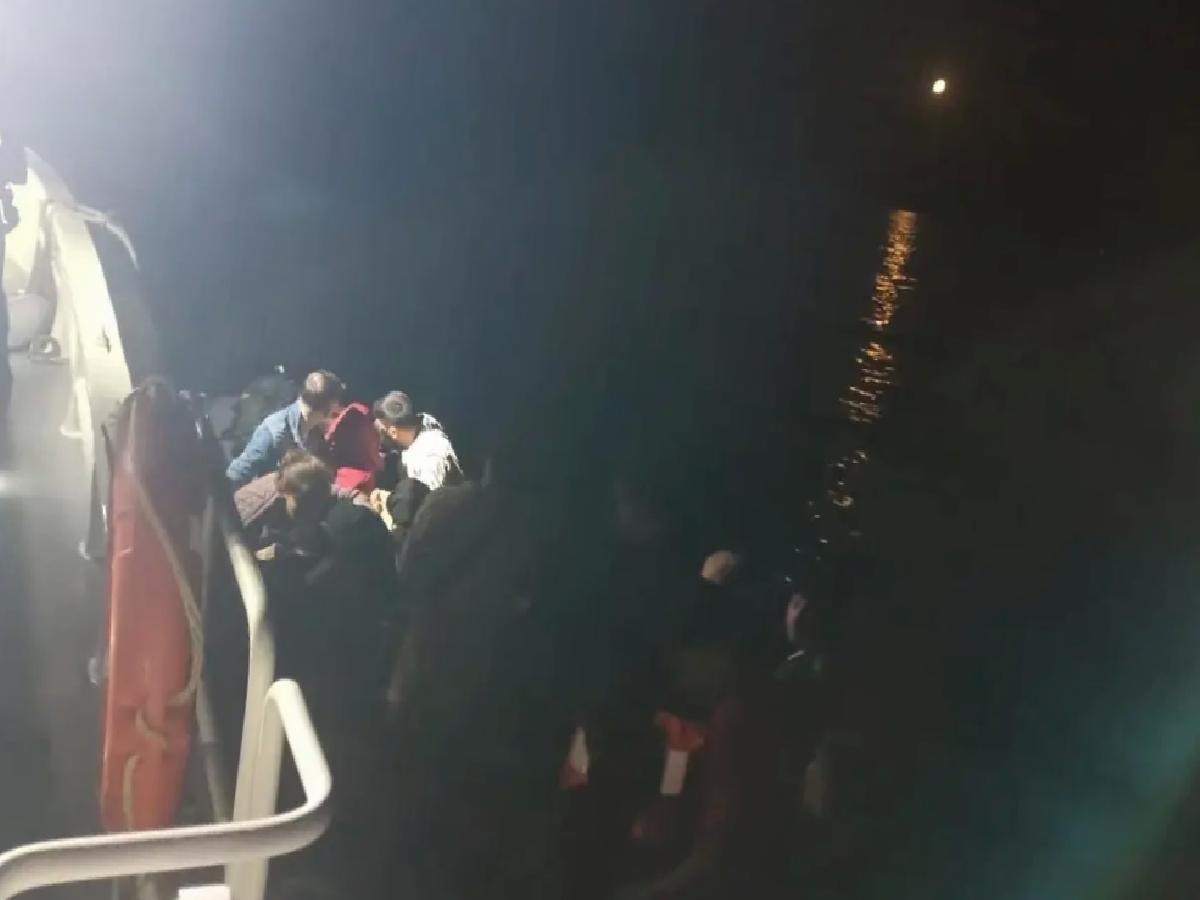 Ayvalık’ta 43 Sistemsiz Göçmen Yakalandı