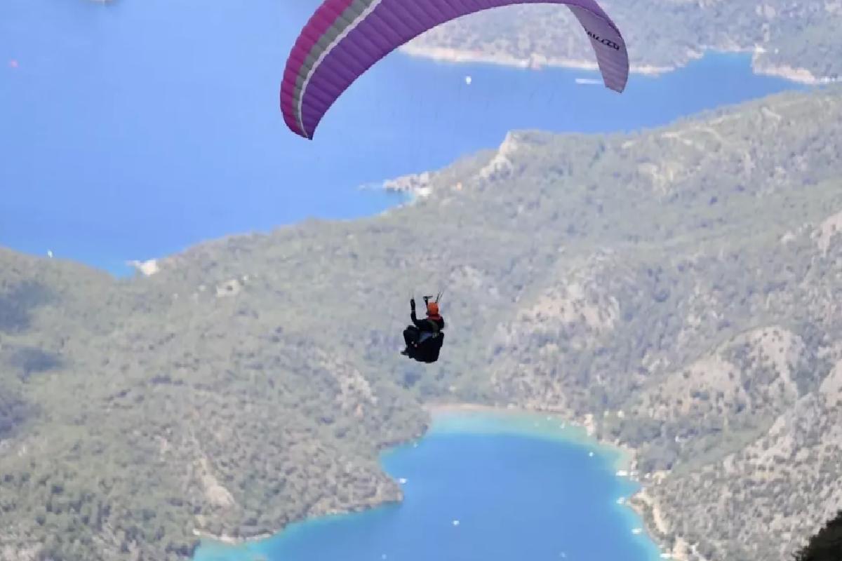 Babadağ’da Yamaç Paraşütü Heyecanı