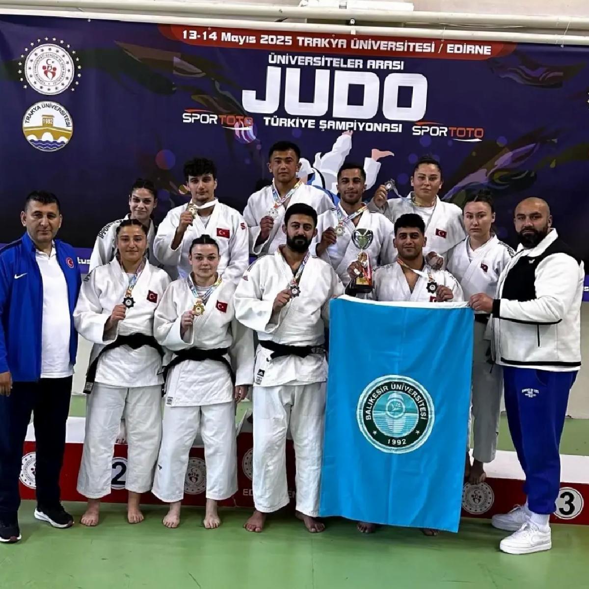 Balıkesir Judo Grubu Türkiye İkincisi