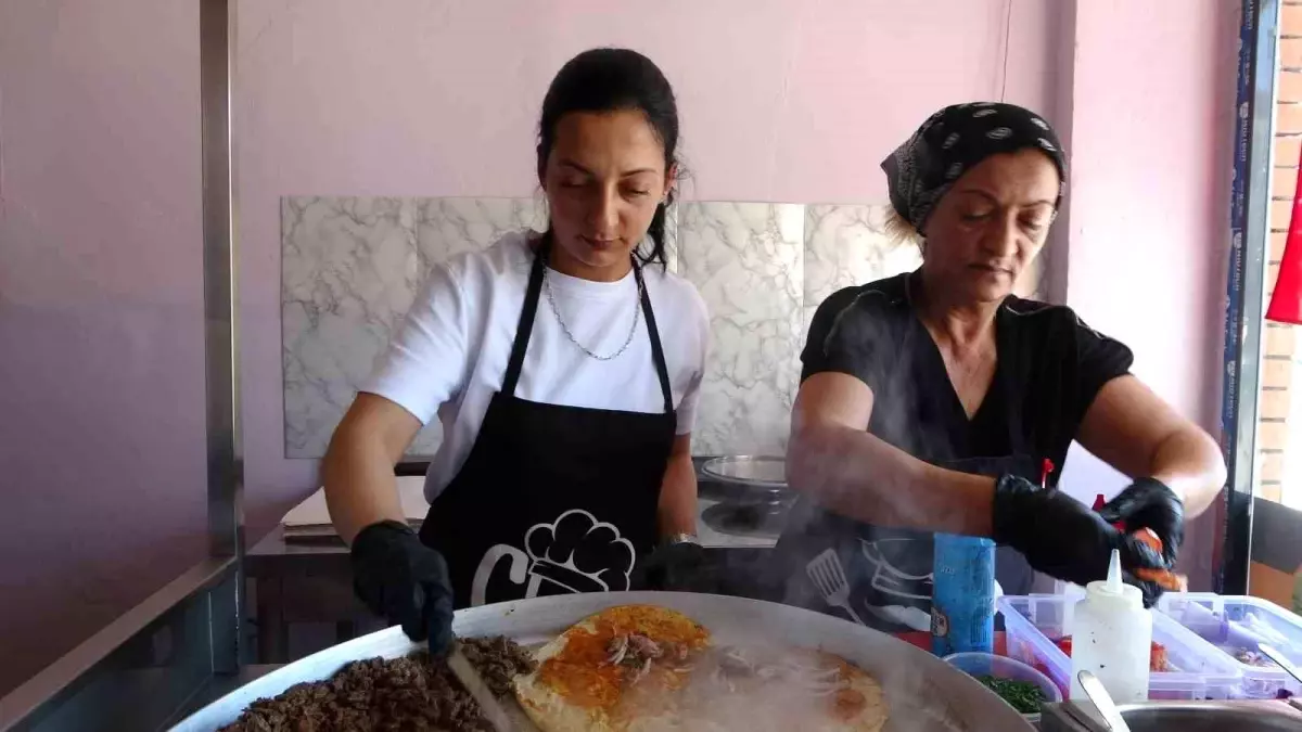 Bayan Tantuni Ustası İsmihan Kaçar