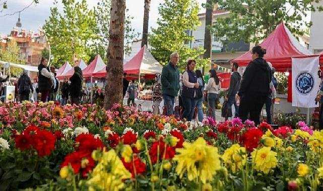 Bayındır 26. Milletlerarası Çiçek Şenliği’nin birinci Günü Dolu Dolu Geçti