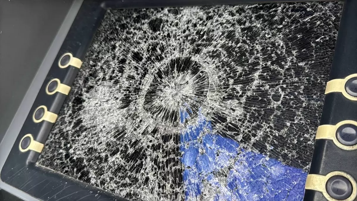 Bayrampaşa’da ATM’lere Ziyan Verildi