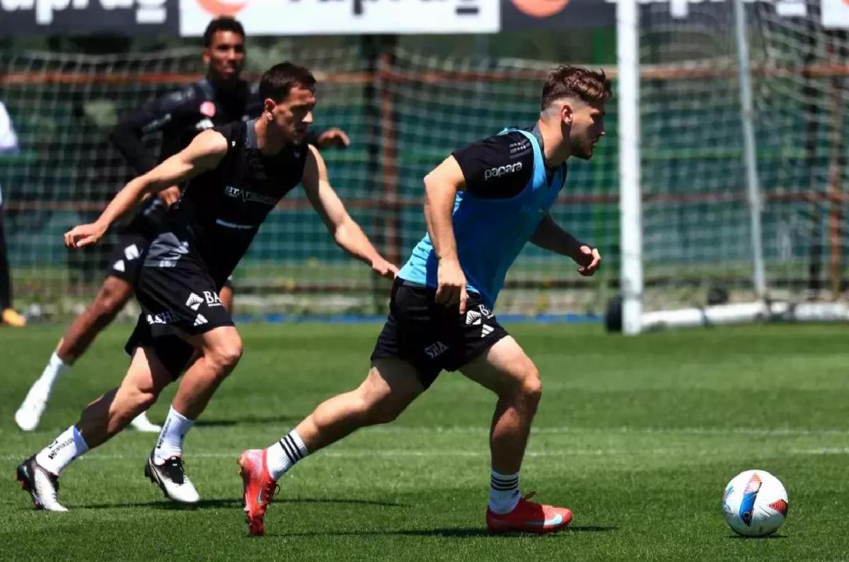 Beşiktaş, Alanyaspor Maçı İçin Hazırlanıyor