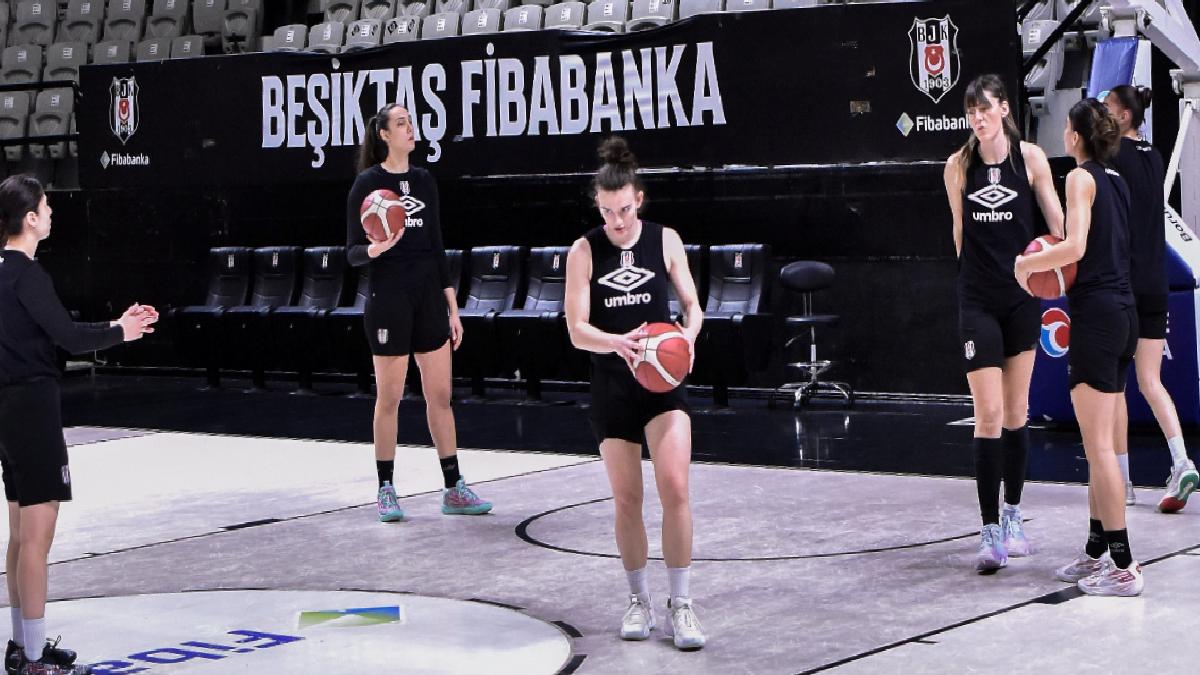 Beşiktaş Bayan Basketbol Kadrosu’nda 10 oyuncuyla vedalaşıldı