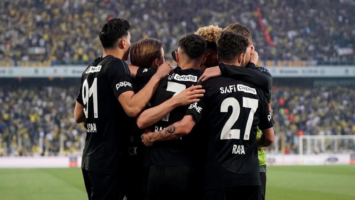 Beşiktaş bu dönem derbi galibiyetleriyle dikkat çekti