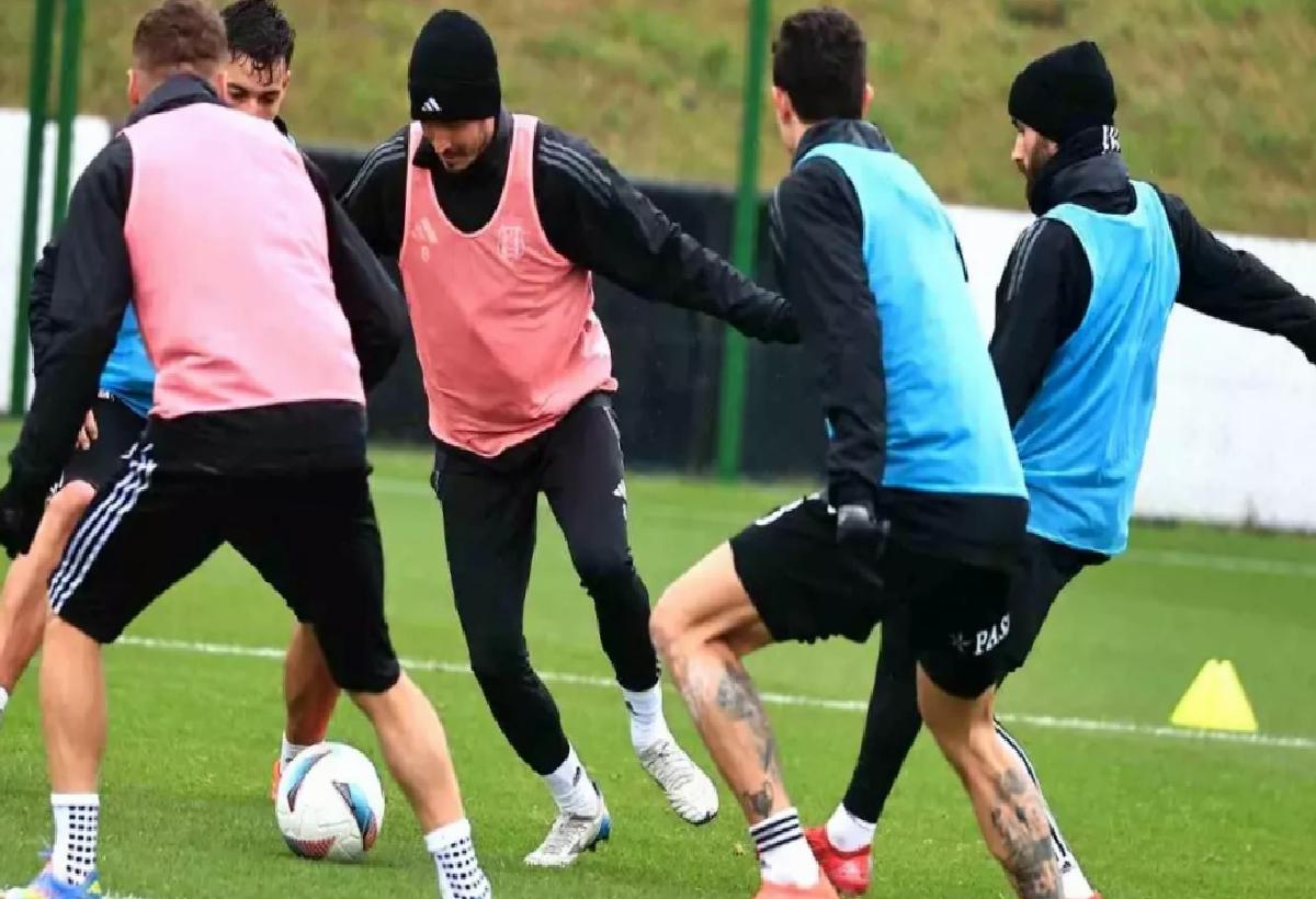 Beşiktaş Fenerbahçe Maçına Hazırlanıyor