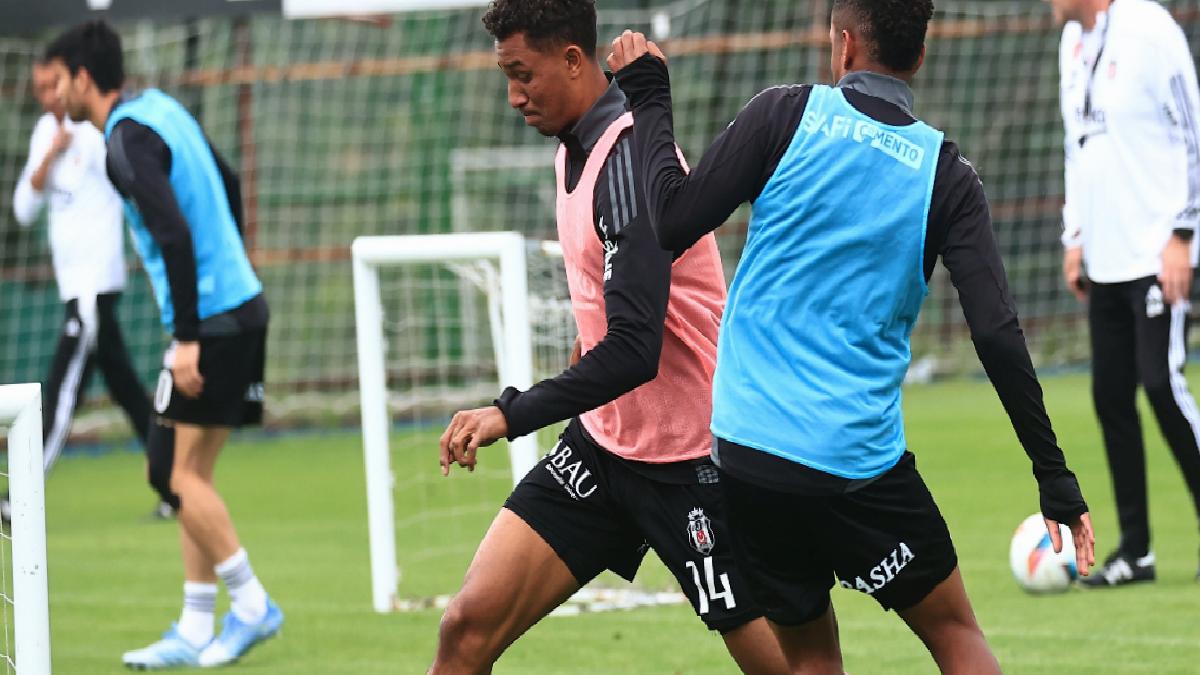 Beşiktaş kondisyon ve taktik çalışması yaptı