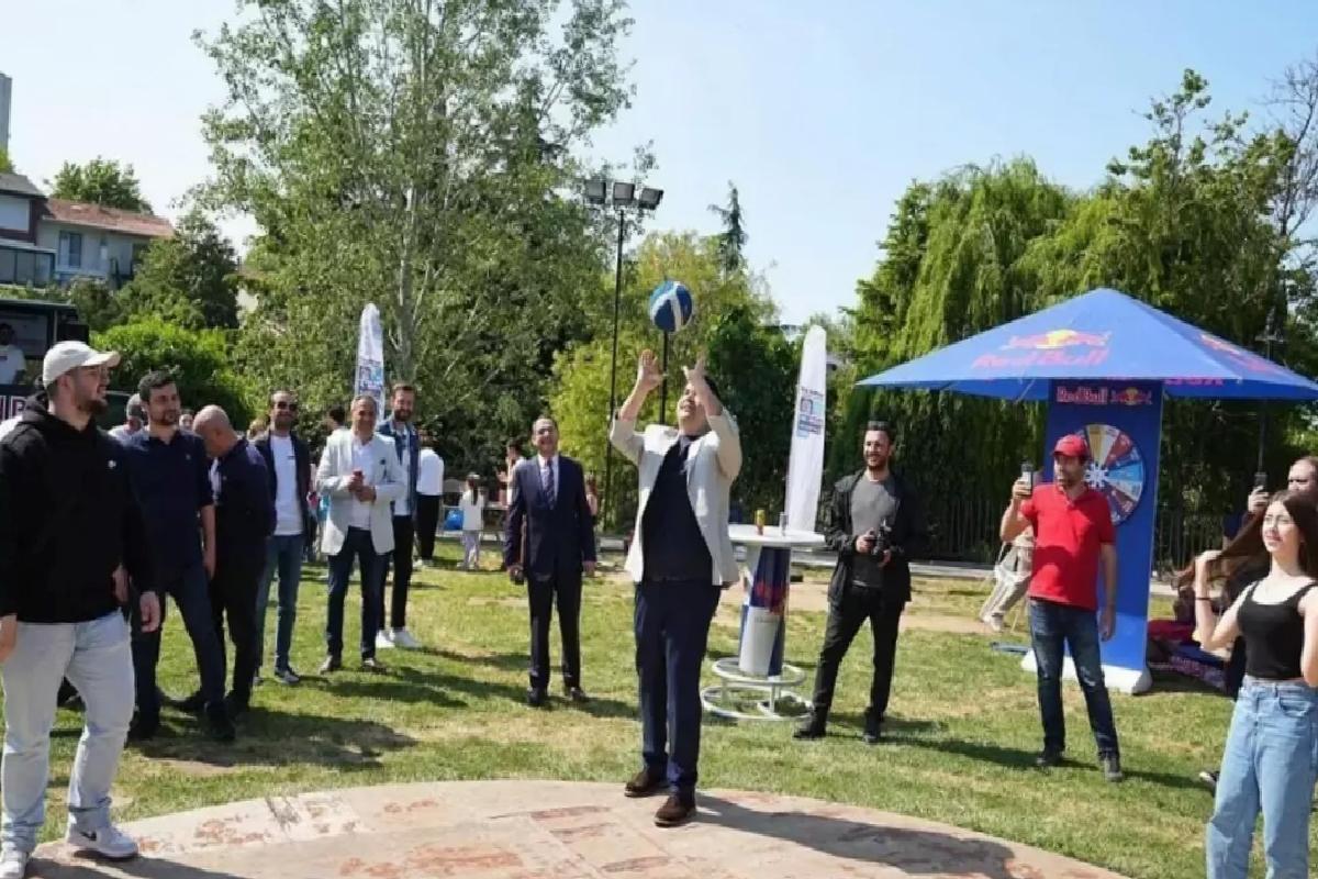 Beşiktaş’ta Gençlik Şenliği Coşkusu