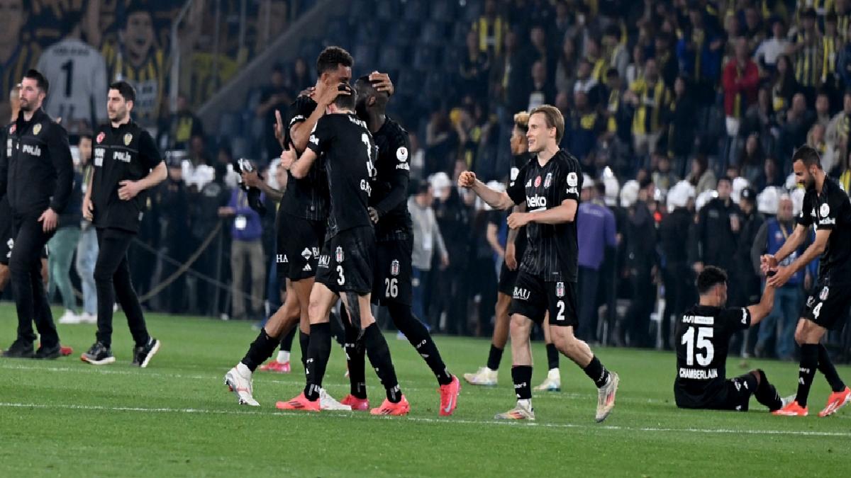 Beşiktaş’tan derbi sonrası paylaşımlar