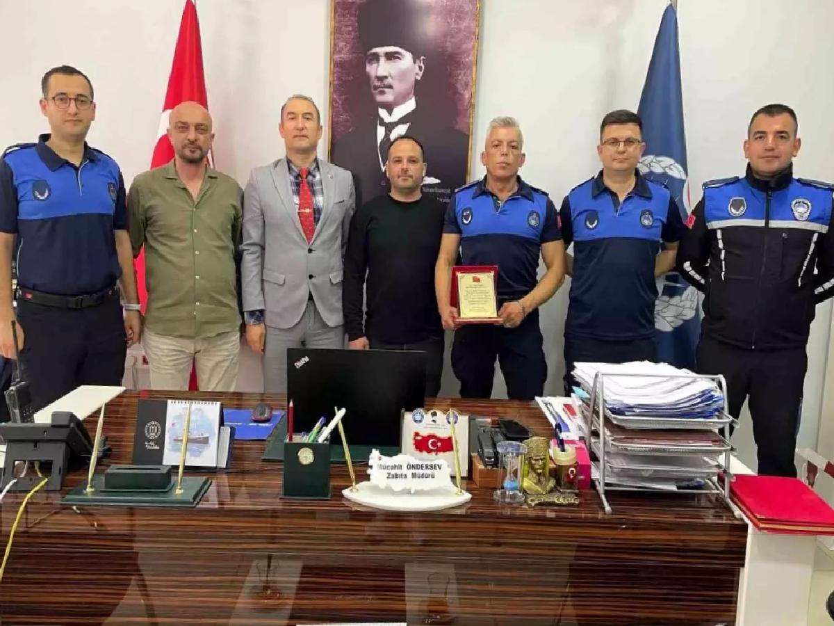 Bilecik’te Zabıtalara Teşekkür Plaketi
