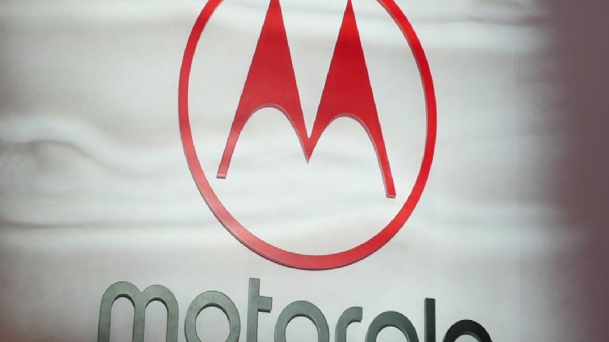 Birtakım Motorola telefonlarında süratli pil tüketimi ve çok ısınma meseleleri yaşanıyor
