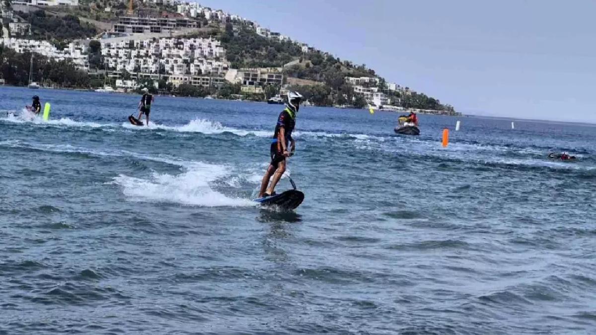 Bodrum’da Su Jeti ve MotoSurf Şampiyonası Başladı