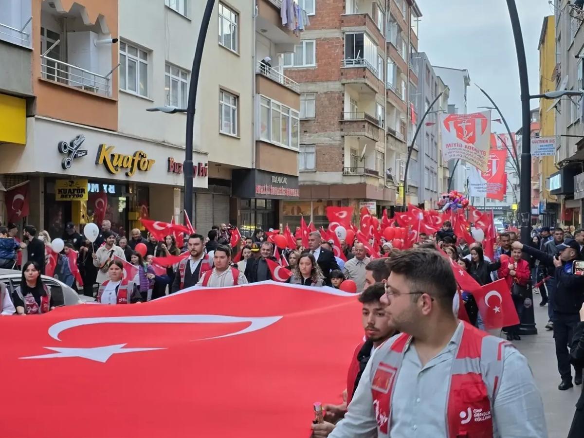 Bulancak’ta 19 Mayıs Yürüyüşü