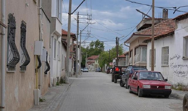 Burhaniye Belediyesi’nden kapsamlı yol seferberliği