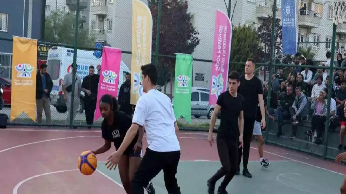 Bursa Memleketler arası Spor Şenliği’nde Sokak Basketbolu Turnuvası Heyecanı
