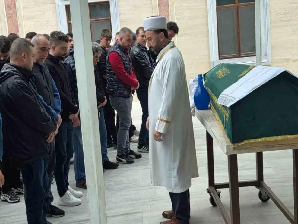 Bursa’da Motosiklet Kazası: 25 Yaşındaki Genç Hayatını Kaybetti